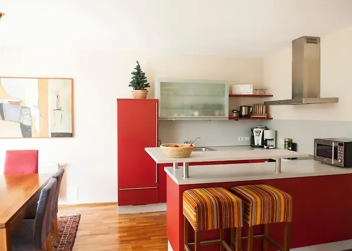 Eggerfeld Lejlighed Tux